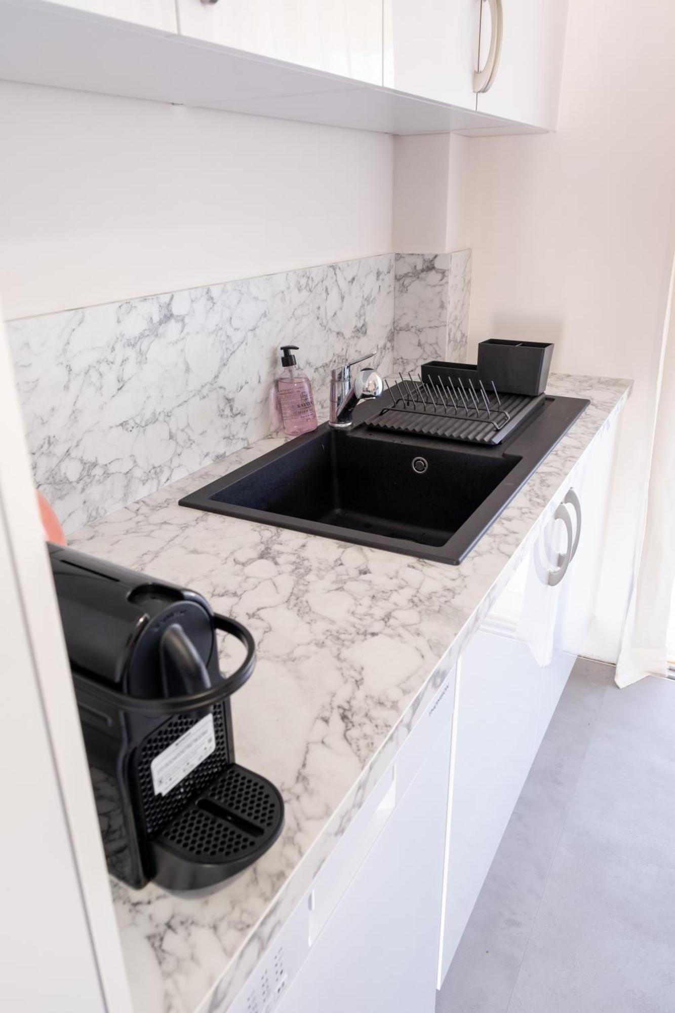 Apartmán 3 Pieces Au Coeur Du Cros De Cagnes Exteriér fotografie