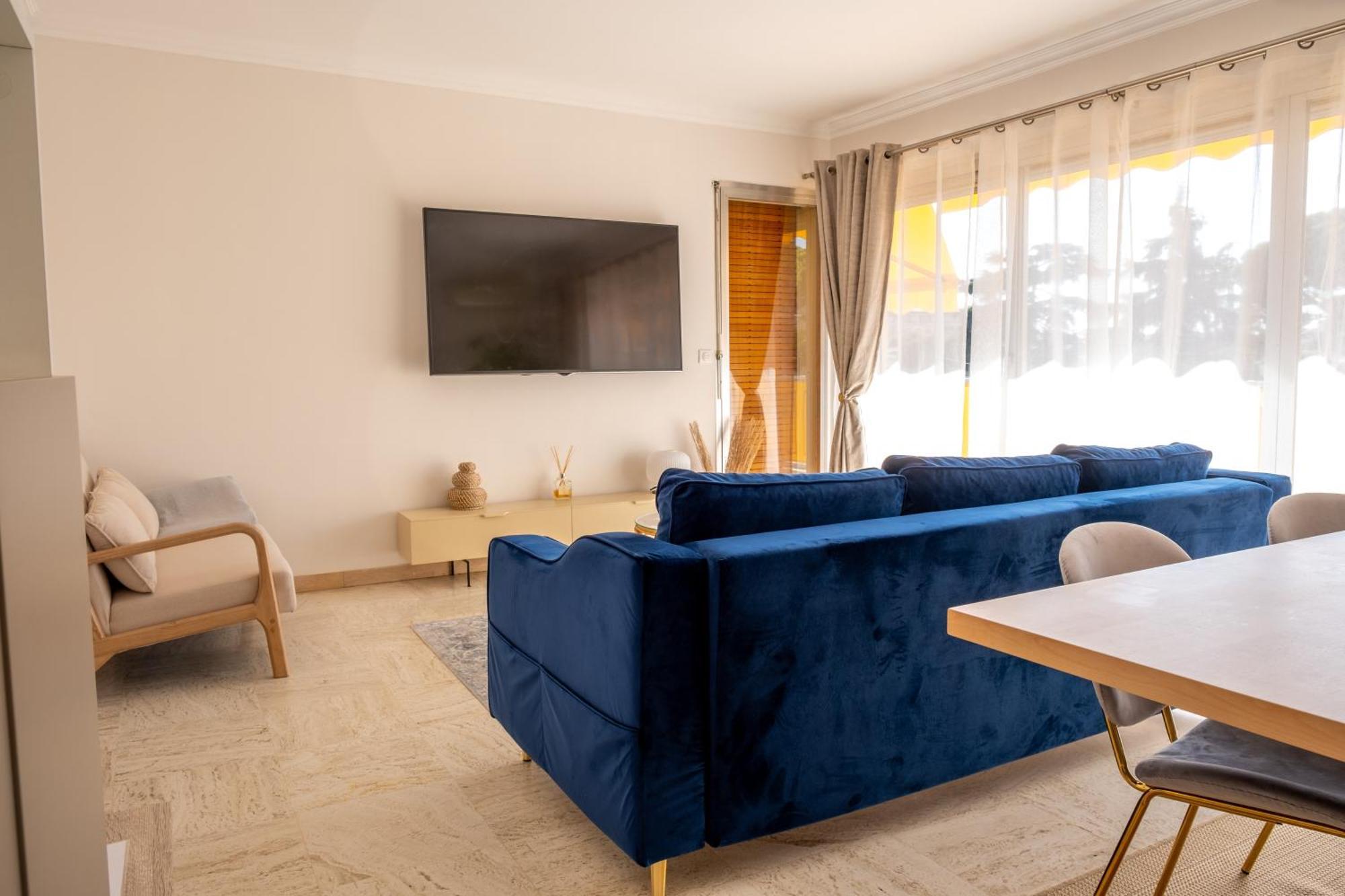 Apartmán 3 Pieces Au Coeur Du Cros De Cagnes Exteriér fotografie